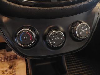 Opel Karl 1,0 Ecotec Rocks