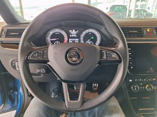 Skoda Superb Kombi 2,0 TDI Laurin & Klement DSG