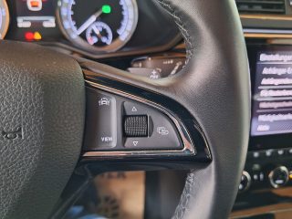 Skoda Superb Kombi 2,0 TDI Laurin & Klement DSG