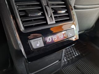 Skoda Superb Kombi 2,0 TDI Laurin & Klement DSG