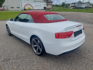 Audi A5 Cabrio 2,0 TDI DPF Aut. S-LINE