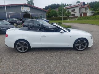 Audi A5 Cabrio 2,0 TDI DPF Aut. S-LINE