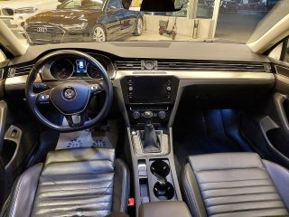 VW Passat Variant Highline 2,0 TDI SCR
