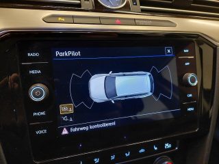 VW Passat Variant Highline 2,0 TDI SCR