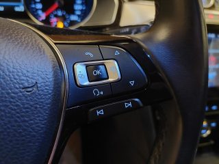 VW Passat Variant Highline 2,0 TDI SCR