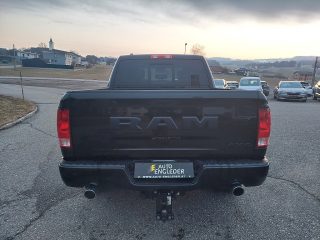 Dodge Ram 1500 HEMI