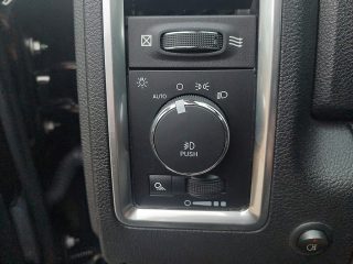 Dodge Ram 1500 HEMI