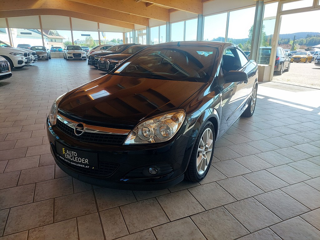 Opel Astra Twin Top Cosmo 1,6
