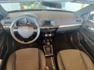 Opel Astra Twin Top Cosmo 1,6