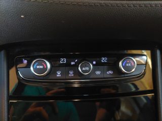 Opel Grandland 1,6 Direct Inj. PHEV Ultimate Allrad