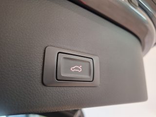 Audi A6 Avant 3,0 TDI clean Diesel Quattro *S-tronic*S-line*