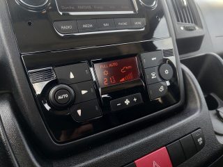 Peugeot Boxer 35+ L4 BlueHDi 165 Abschleppwagen