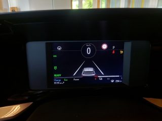 Opel Mokka-e Elektromotor 50kWh Euro6d -3 Phasig 100 kW Elegance-e