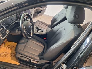 BMW 318d 48 V Touring Aut. Sportpaket