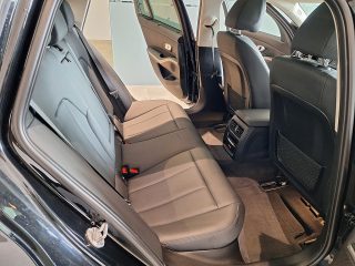 BMW 318d 48 V Touring Aut. Sportpaket