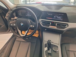 BMW 318d 48 V Touring Aut. Sportpaket