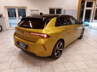 Opel Astra 1,2 Turbo GS