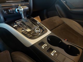 Audi A5 Cabrio 2,0 TDI DPF Aut. S-LINE