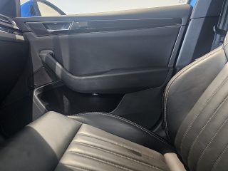 Skoda Superb Kombi 2,0 TDI Laurin & Klement DSG