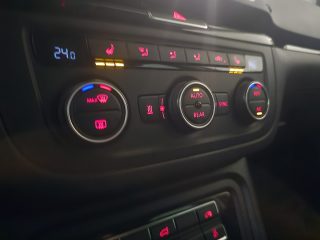 VW Sharan Business+ SCR 2,0 TDI DSG *ALLRAD*