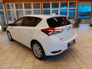 Toyota Auris 1,8 VVT-i Hybrid Edition 45