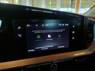 Opel Mokka-e Elektromotor 50kWh Euro6d -3 Phasig 100 kW Elegance-e