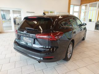 Ford Focus Turnier 1,5 EcoBlue Titanium X Aut.