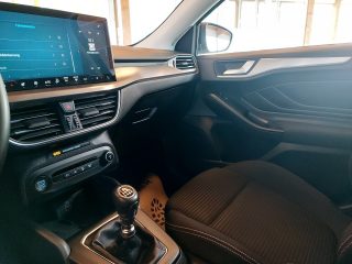 Ford Focus Turnier 1,0 EcoBoost Hybrid Titanium Design