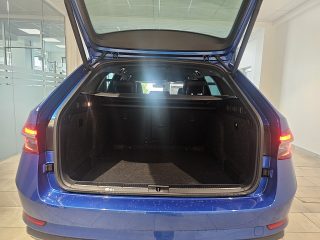 Skoda Superb Kombi 2,0 TDI Laurin & Klement DSG