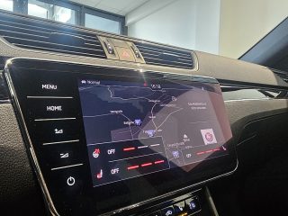 Skoda Superb Kombi 2,0 TDI Laurin & Klement DSG