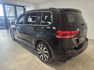 VW Touran Highline 2,0 SCR TDI DSG *R-LINE*